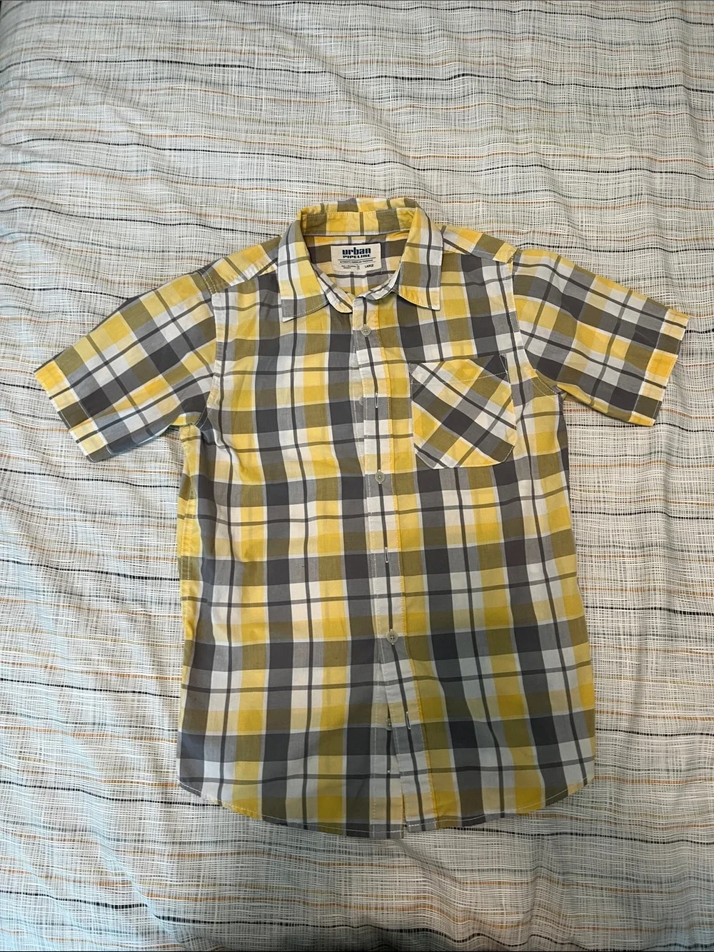 urban pipeline Yellow and Gray Plaid Short-Sleeve Button-Up Shirt kids large